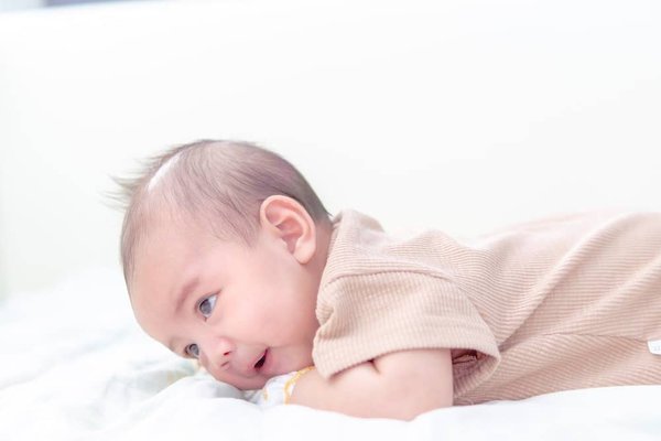 Comment aider un enfant qui souffre d'incontinence nocturne ?